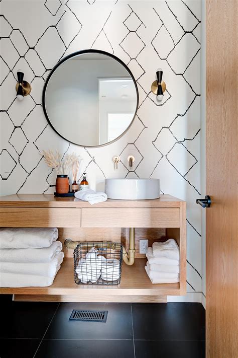 4 Bed 2700 Square Foot Modern Home Plan with Flex Room - 570004LEF