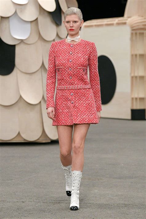 Chanel spring 2023 couture collection – Artofit