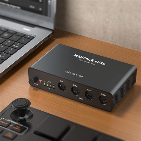 UMB06-G 3-In-1 MIDI Interface Box with MIDI-USB, Thru, and Merge ...