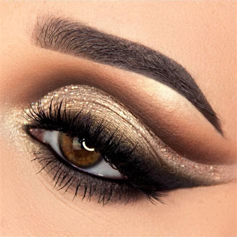 Gold Makeup Look