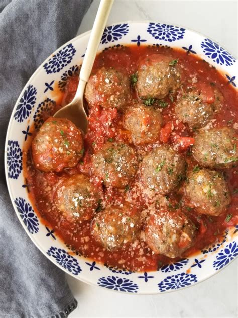Best Baked Meatballs - Amanda Cooks & Styles