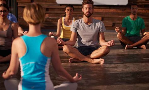 Holistic Physical Therapy: Balancing Body and Mind