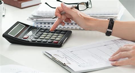 audit  tax accounting career outlook salary king