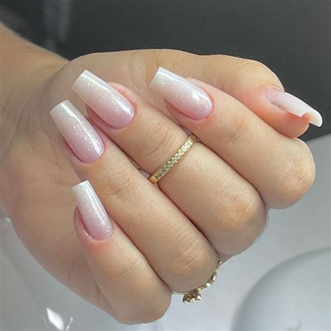 Unha De Gel Imagem - Unha de gel quadrada decorada: ideias únicas e delicadas para se inspirar