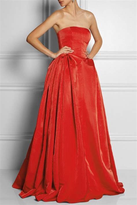 Cersei Lannister | Alexander McQueen Duchess silk satin gown | Fashion ...