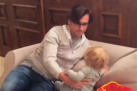 «Полтора года дочке!» - Максим Галкин показал ФОТО из архива — Teletype