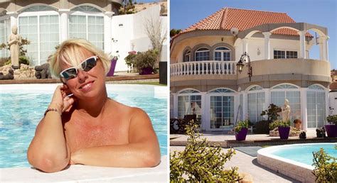 Woman turns holiday home into a naturist resort where she greets guests naked: ‘It’s liberating