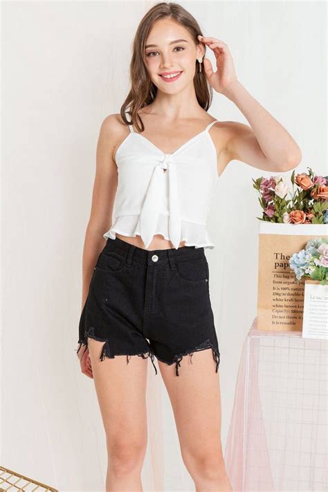 SSD Katerina Top White, Women's Fashion, Tops, Sleeveless on Carousell