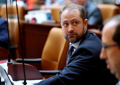 Utah social media bill with parental consent requirement advances