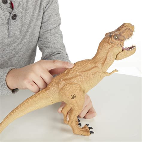 Игрушка 'Тираннозавр Рекс' (Tyrannosaurus Rex), из серии 'Мир Юрского ...
