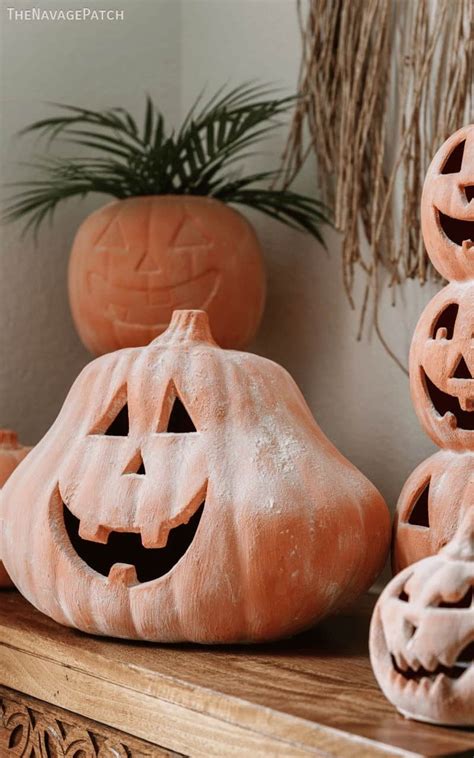 45 Cool Pumpkin Craft Ideas for Adults - Songbird