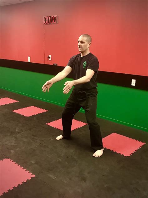 Chi Gung Stand Like A Tree R 7