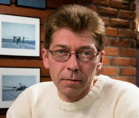 Сотник: Почему они не отпустят Павленского? | АРГУМЕНТ