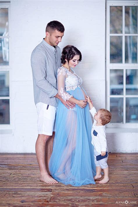 Фотосессия беременной с мужем и сыном Maternity Dresses For Photoshoot ...
