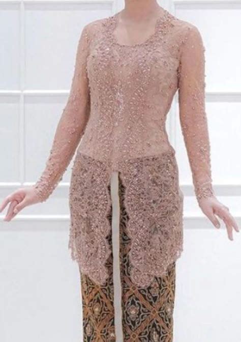 tampil makin elegan   inspirasi  kebaya model baju wanita