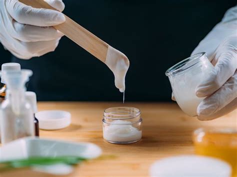 Zo zit een (dag)creme in elkaar! - Natural Heroes
