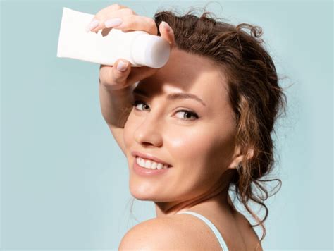 Peptidi nei cosmetici: cosa fanno per la pelle? - Donna Moderna