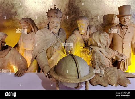 Historical figures made of marzipan, Niederegger Marzipan Museum ...