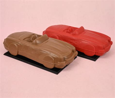 Edible Chocolate Car by NJD - GiftBag.ae - Online Gift Delivery in Dubai