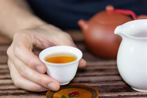 how to make tea in a teapot
