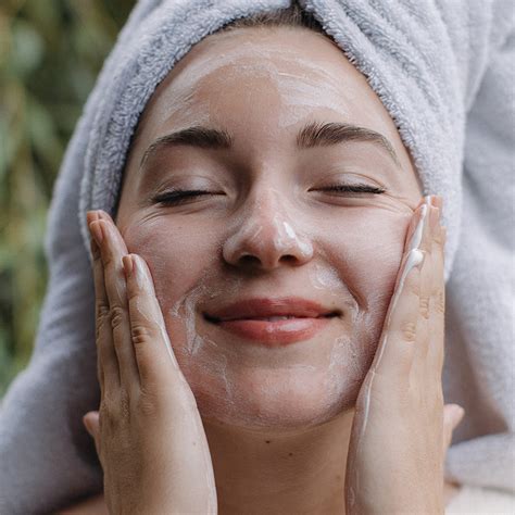 NENA Glacial Clay Cleansing Cream | Gentle Cleanser for All Skin Types ...
