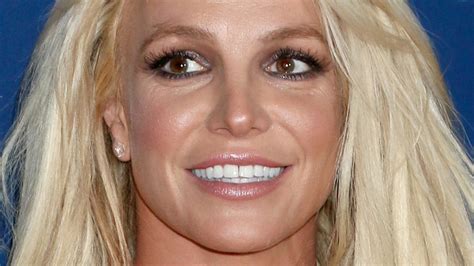 Body Language Expert Breaks Down Britney Spears' Surprise Engagement ...
