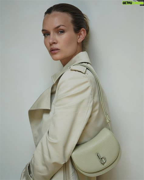 Josephine Skriver Wiki, Biography, Age, Gallery, Spouse and more
