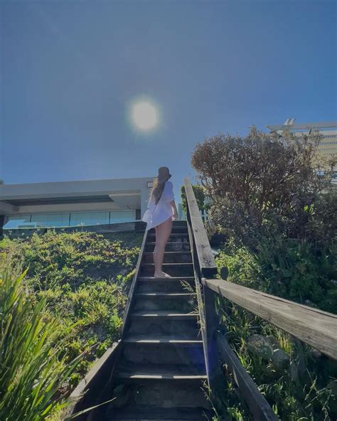 LAURA | dump | Instagram