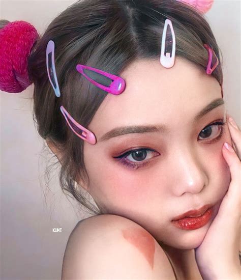 ᴜʟᴢ𝕫ᴀɴɢ | Ideias de penteado, Cabelo loiro branco, Penteados fofos