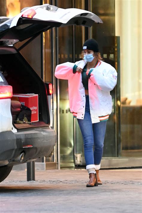 Camila Kendra - Out in New York 01/04/2021 • CelebMafia