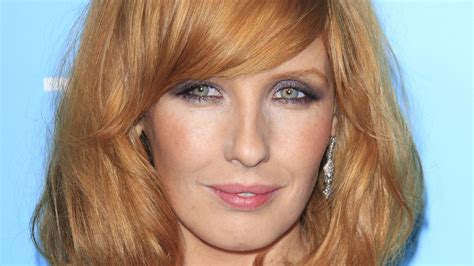 yellowstones kelly reilly explains  extensive process  undergoes