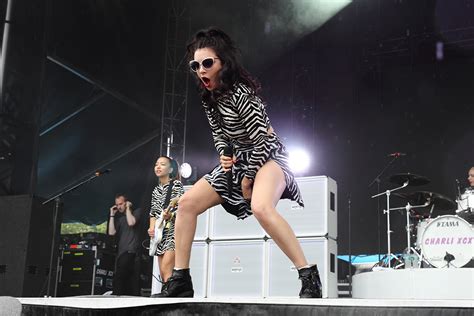 Charli XCX sends heartfelt message to CupcakKe on Twitter