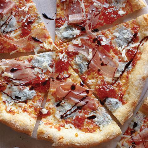 Cal-Italia Pizza with Prosciutto and Figs Recipe | Epicurious