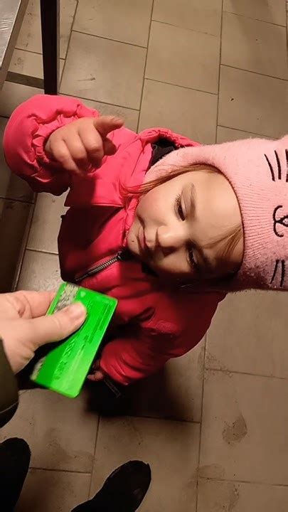 💳ЧТО ДУНЯША КУПИТ?💳 #дочка #девочка #магазин #youtube #shorts #продукты ...