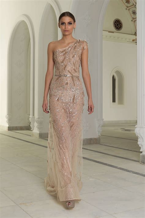 Vestir A La Moda Para Una Boda - Moda Y Estilo