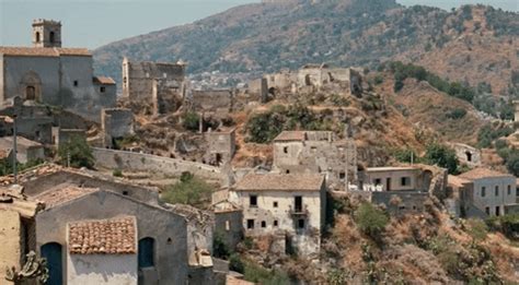 Italy GIFs - Find & Share on GIPHY