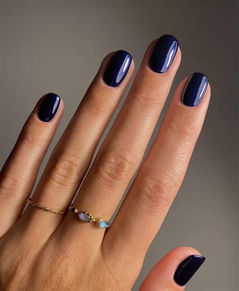 The Best Nail Colors of Fall 2023 | The Everygirl