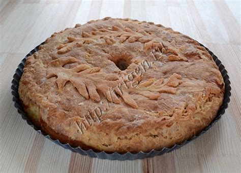 Пирог мясной на сметане