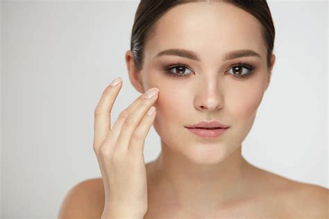 how to prep skin for dermaplaning at home