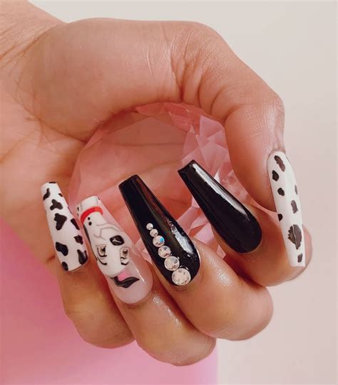 How cute are these Dalmatian nails | Nails, Popular nails, Hair and nails