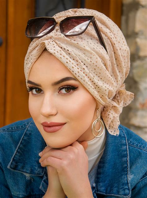 Ivory - Instant Scarf
