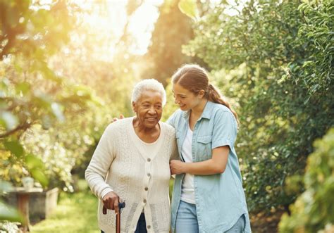 How to Foster Emotional Wellbeing in Elderly Loved Ones