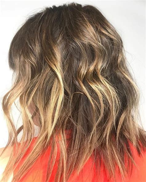 Messy Bedhead Hairstyle Inspiration