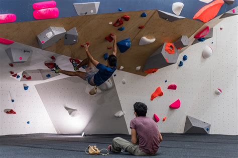 DISCOVER: The Bouldering Hive, the Philippines’ First Bouldering-Only ...