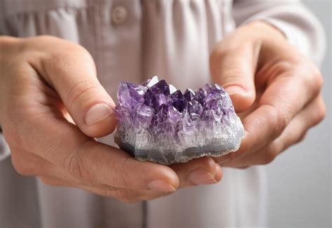 The Dos and Don’ts of Getting Started with Geodes & Crystals - Michal & Company