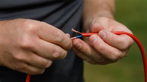 How to Splice Electrical Wire | Angi