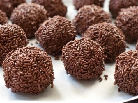 Resep Bola-bola Cokelat Manis untuk Camilan saat Valentine - Indozone Food