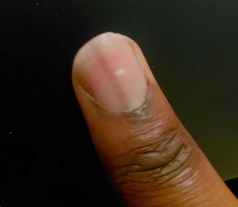 Bonjour à tous ! Hello everyone ! Do you think the darker line on my