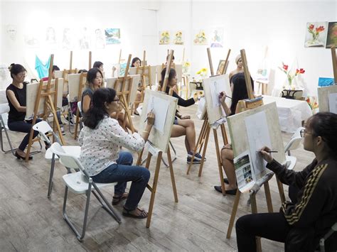 Nude Life Figure Drawing Class @ Visual Arts Centre Singapore