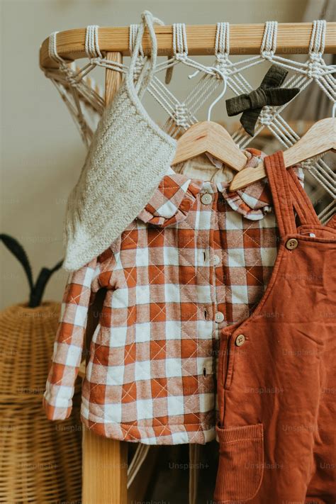 Best 500+ Clothes Pictures | Download Free Images on Unsplash